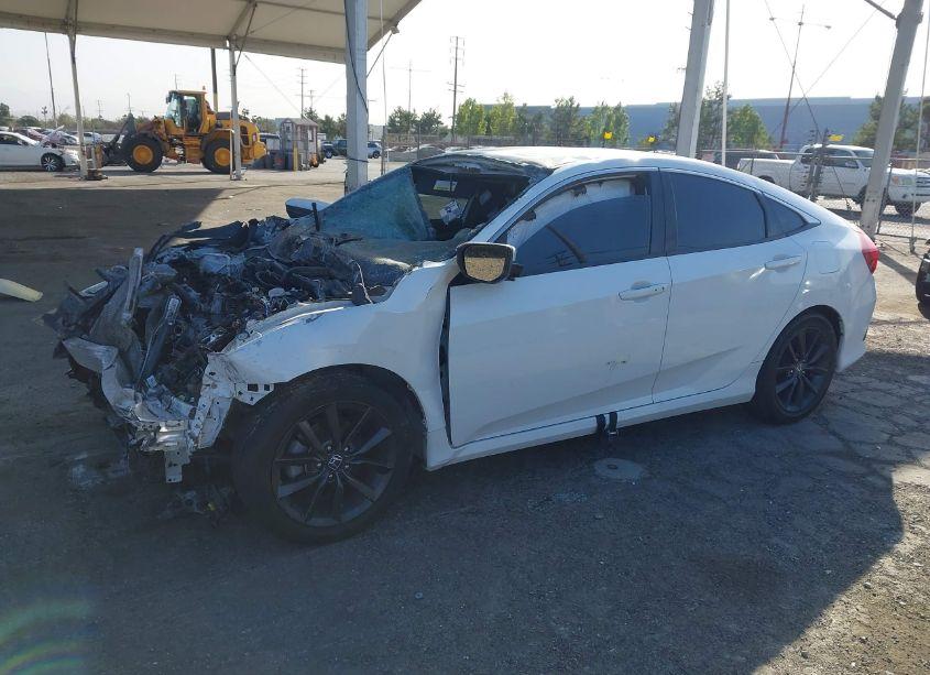 Photo 2 of 2019 Honda Civic SPORT (VIN 2HGFC2E82KH501838)