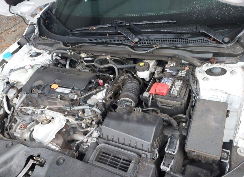 Photo 10 of 2020 Honda Civic SPORT (VIN 2HGFC2E86LH579105)