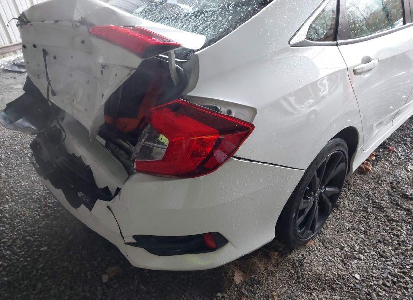 Photo 18 of 2020 Honda Civic SPORT (VIN 2HGFC2E86LH579105)