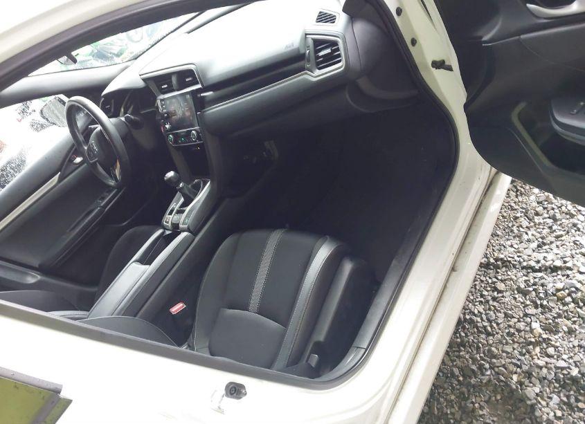 Photo 5 of 2020 Honda Civic SPORT (VIN 2HGFC2E86LH579105)