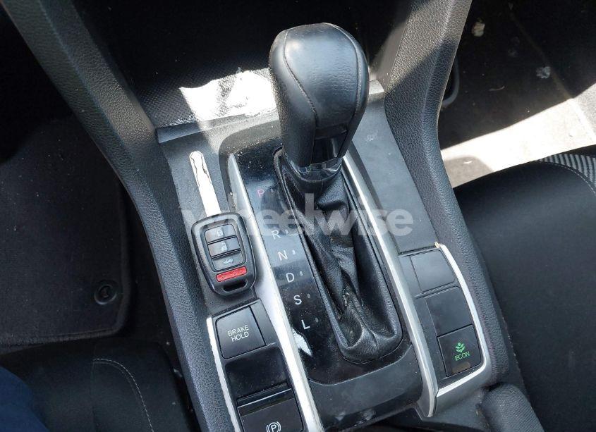 Photo 11 of 2016 Honda Civic LX (VIN 2HGFC2F50GH540794)