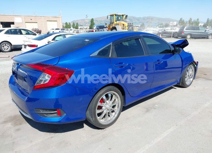 Photo 4 of 2017 Honda Civic LX (VIN 2HGFC2F50HH503178)