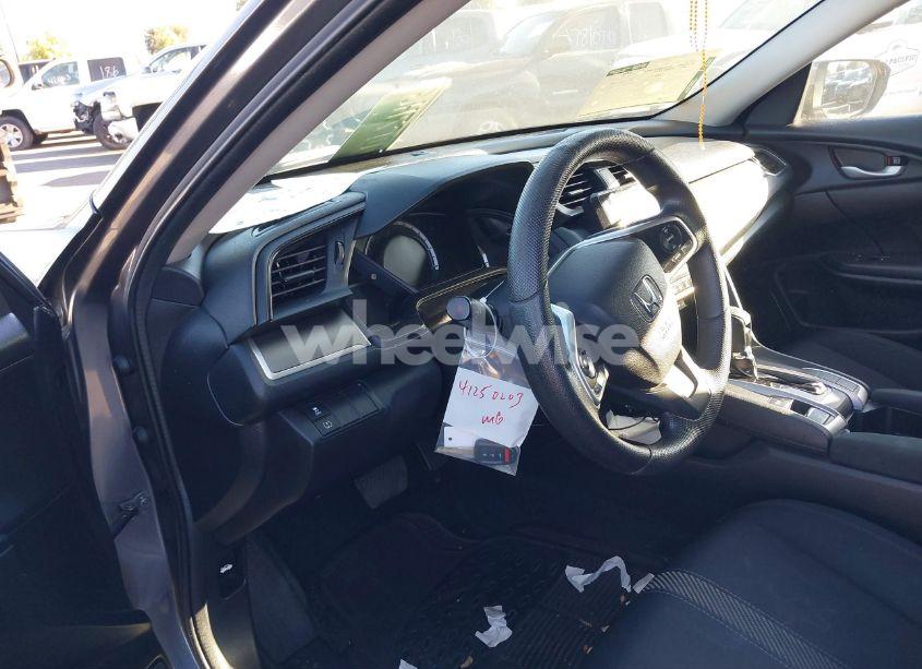 Photo 18 of 2017 Honda Civic LX (VIN 2HGFC2F50HH518084)