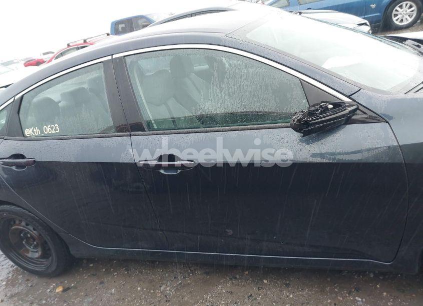 Photo 14 of 2017 Honda Civic LX (VIN 2HGFC2F50HH551957)