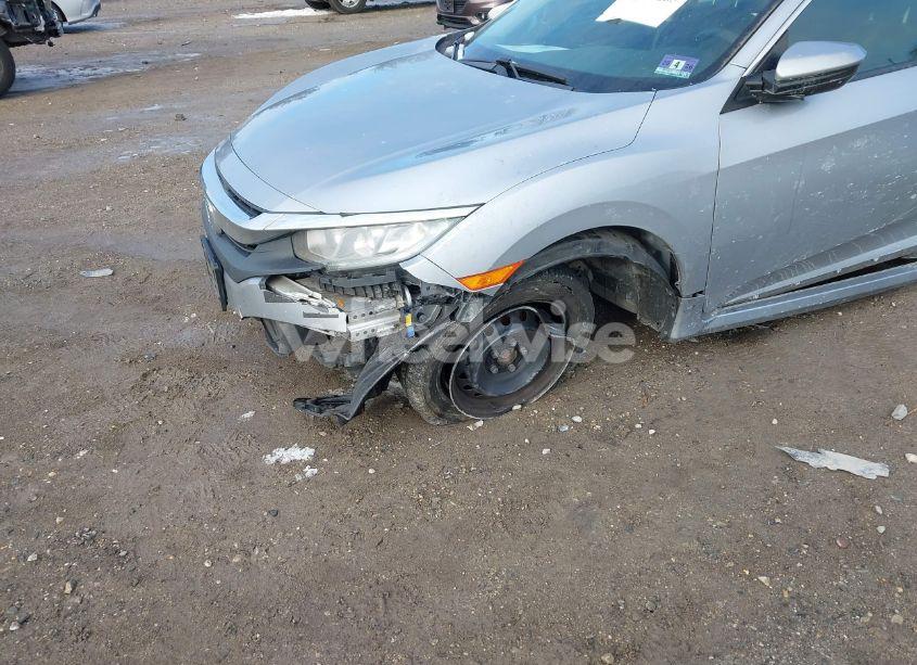 Photo 6 of 2017 Honda Civic LX (VIN 2HGFC2F50HH569018)