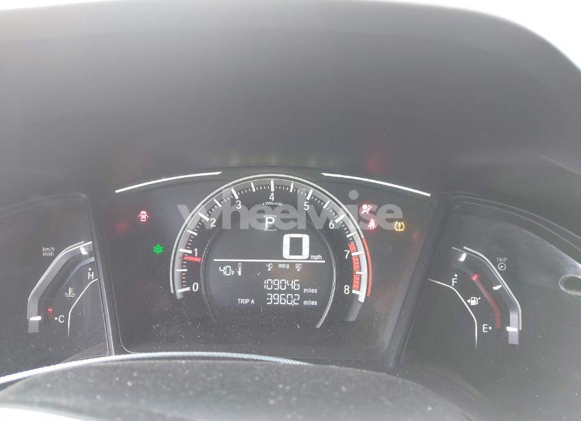 Photo 7 of 2017 Honda Civic LX (VIN 2HGFC2F50HH569018)