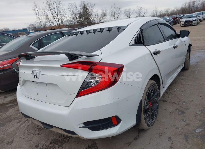 Photo 4 of 2018 Honda Civic LX (VIN 2HGFC2F50JH512078)