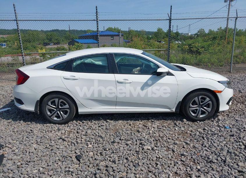 Photo 13 of 2018 Honda Civic LX (VIN 2HGFC2F50JH513733)