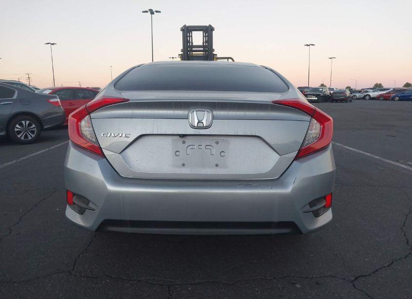 Photo 17 of 2018 Honda Civic LX (VIN 2HGFC2F50JH517460)