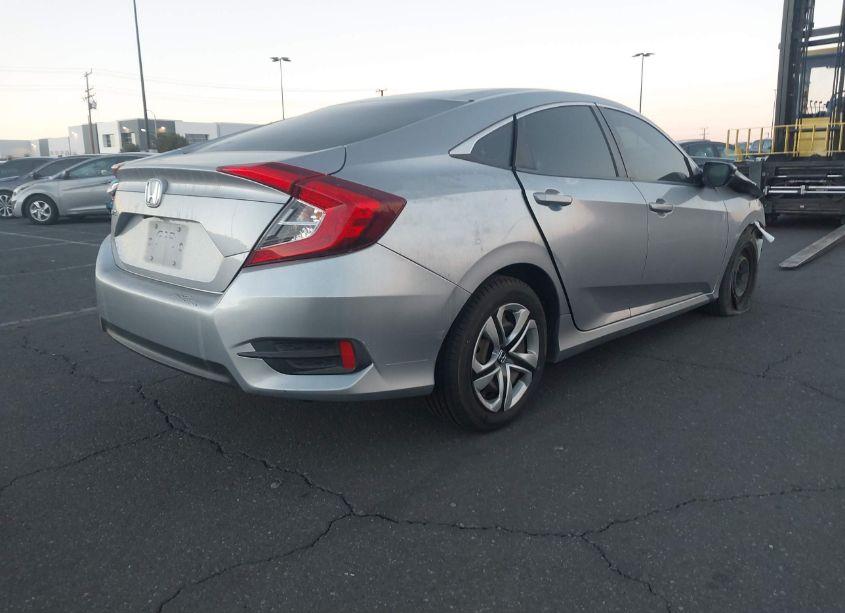 Photo 4 of 2018 Honda Civic LX (VIN 2HGFC2F50JH517460)