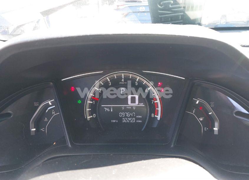 Photo 16 of 2018 Honda Civic LX (VIN 2HGFC2F50JH546716)