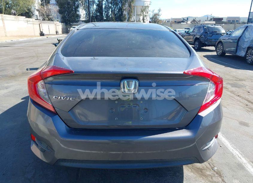Photo 17 of 2018 Honda Civic LX (VIN 2HGFC2F50JH546716)