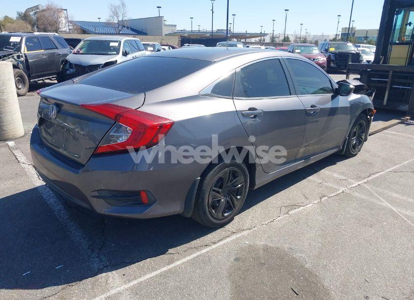 Photo 4 of 2018 Honda Civic LX (VIN 2HGFC2F50JH546716)