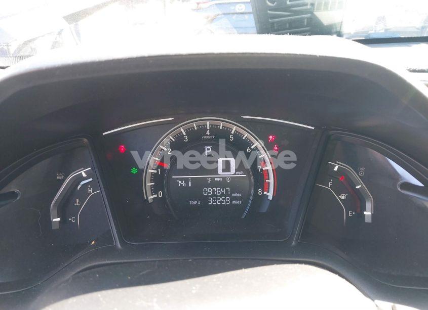 Photo 7 of 2018 Honda Civic LX (VIN 2HGFC2F50JH546716)