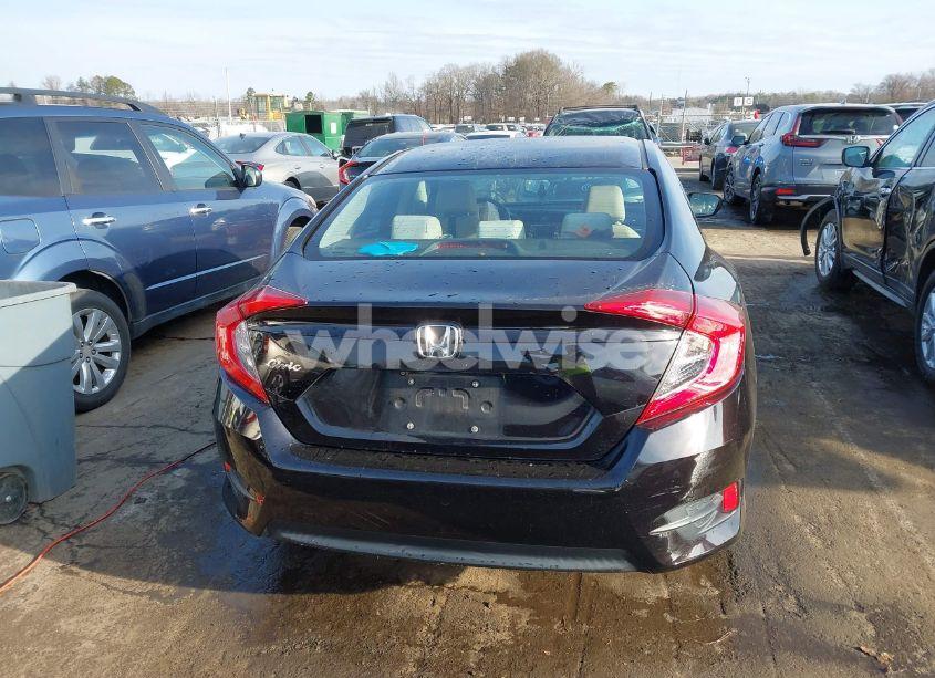 Photo 17 of 2018 Honda Civic LX (VIN 2HGFC2F50JH564956)
