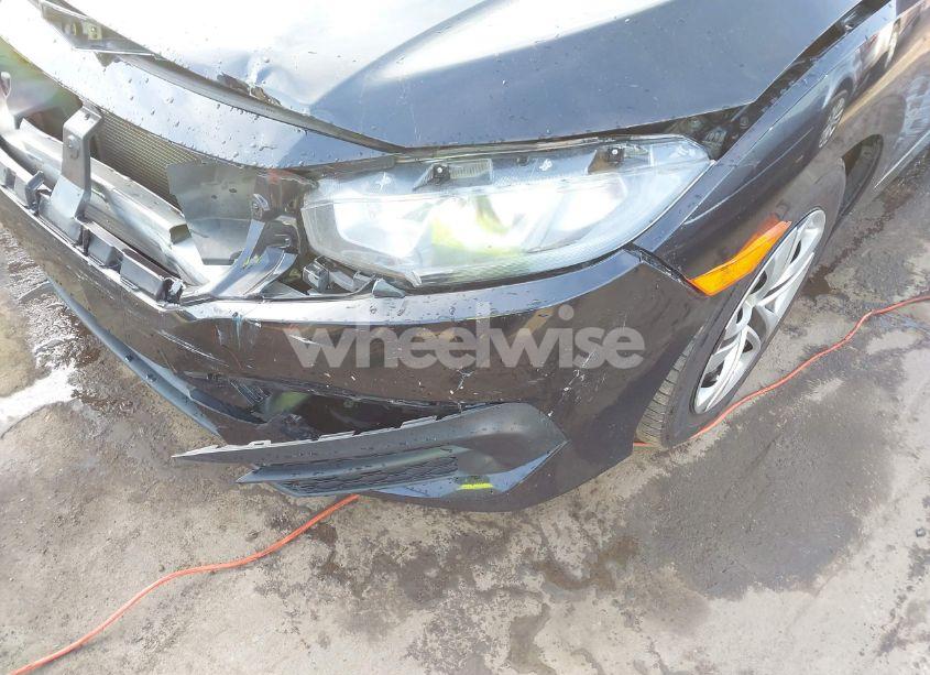 Photo 18 of 2018 Honda Civic LX (VIN 2HGFC2F50JH564956)