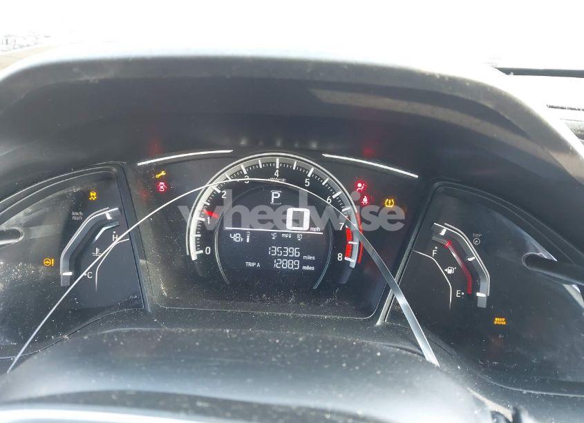 Photo 7 of 2018 Honda Civic LX (VIN 2HGFC2F50JH564956)