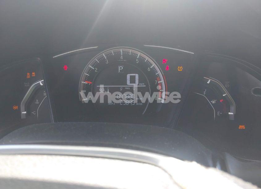 Photo 7 of 2018 Honda Civic LX (VIN 2HGFC2F50JH576685)