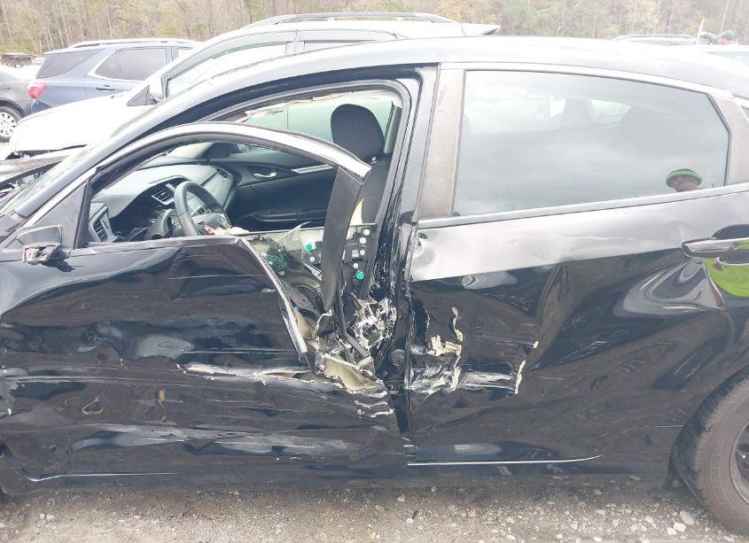 Photo 14 of 2018 Honda Civic LX (VIN 2HGFC2F50JH593597)