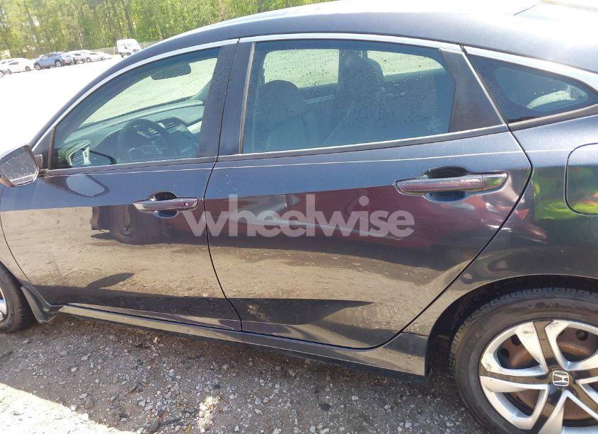 Photo 14 of 2018 Honda Civic LX (VIN 2HGFC2F50JH597875)