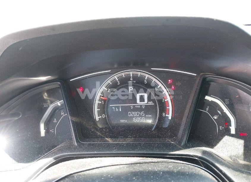 Photo 7 of 2018 Honda Civic LX (VIN 2HGFC2F50JH597875)