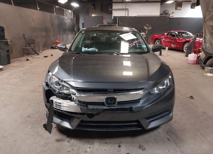 Photo 12 of 2018 Honda Civic LX (VIN 2HGFC2F50JH602637)