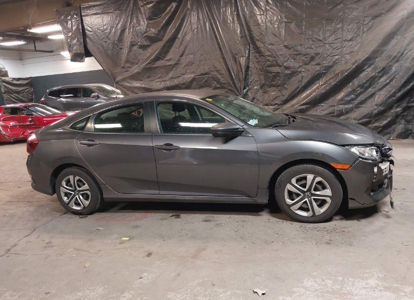 Photo 13 of 2018 Honda Civic LX (VIN 2HGFC2F50JH602637)