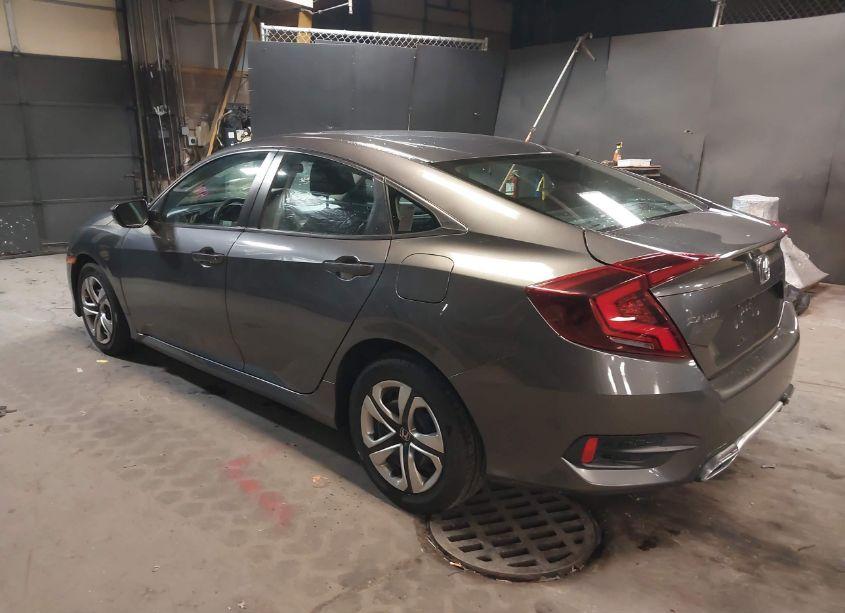 Photo 3 of 2018 Honda Civic LX (VIN 2HGFC2F50JH602637)