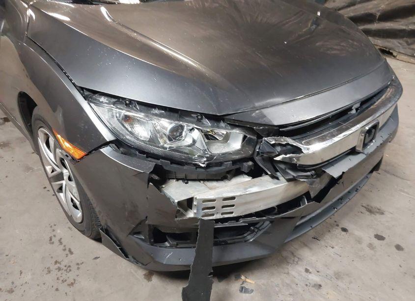 Photo 6 of 2018 Honda Civic LX (VIN 2HGFC2F50JH602637)