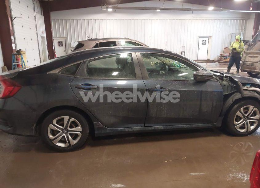 Photo 13 of 2018 Honda Civic LX (VIN 2HGFC2F50JH607286)