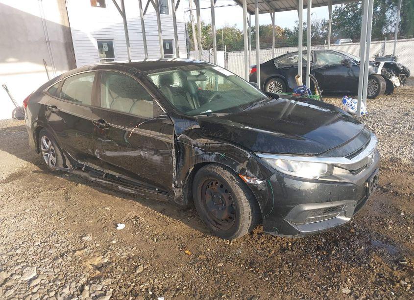 2018 Honda Civic LX (VIN 2HGFC2F51JH521615) main photo