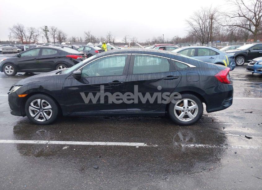 Photo 14 of 2018 Honda Civic LX (VIN 2HGFC2F51JH523901)