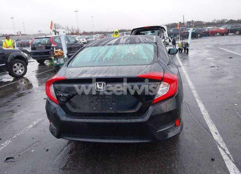 Photo 16 of 2018 Honda Civic LX (VIN 2HGFC2F51JH523901)