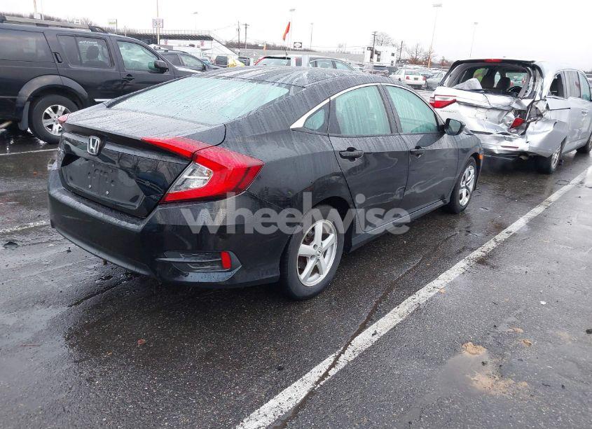 Photo 4 of 2018 Honda Civic LX (VIN 2HGFC2F51JH523901)