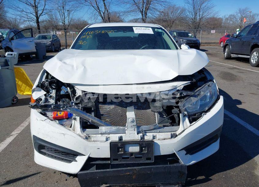 Photo 12 of 2018 Honda Civic LX (VIN 2HGFC2F51JH558003)