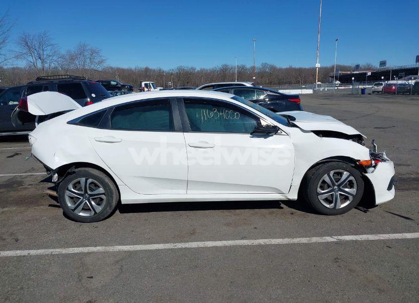 Photo 13 of 2018 Honda Civic LX (VIN 2HGFC2F51JH558003)