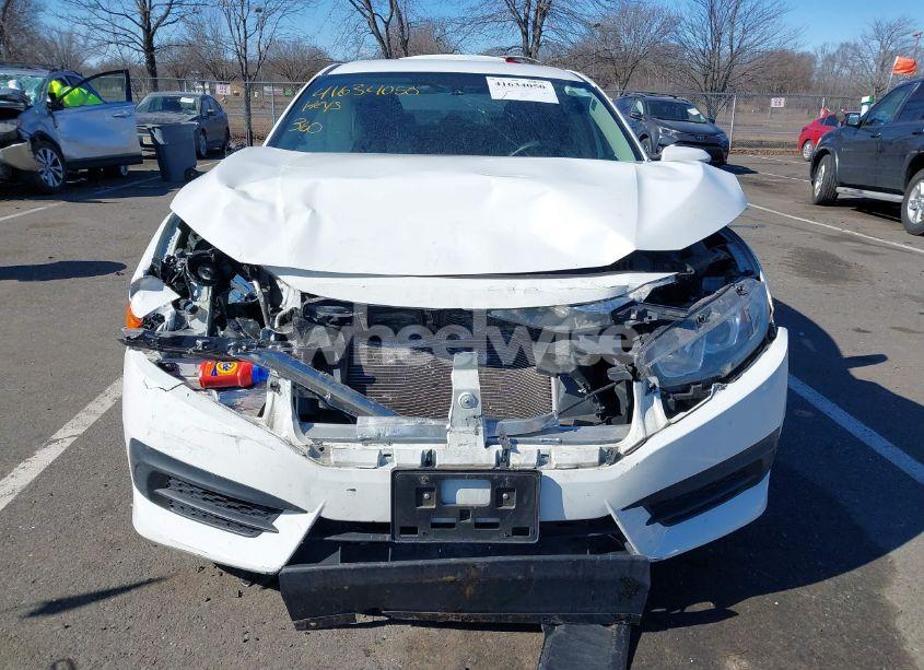 Photo 6 of 2018 Honda Civic LX (VIN 2HGFC2F51JH558003)