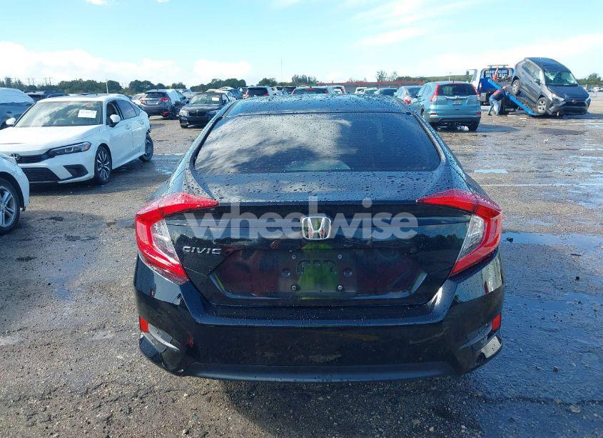 Photo 17 of 2018 Honda Civic LX (VIN 2HGFC2F51JH582009)