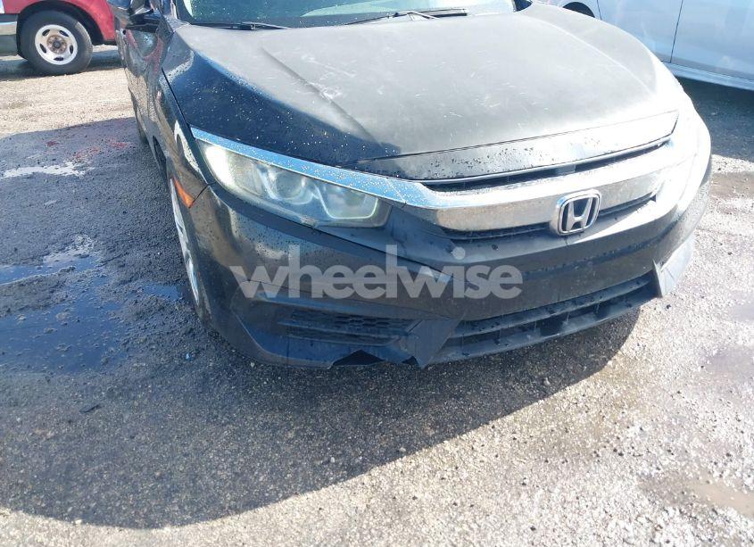 Photo 6 of 2018 Honda Civic LX (VIN 2HGFC2F51JH582009)