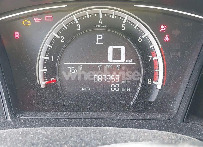 Photo 7 of 2018 Honda Civic LX (VIN 2HGFC2F51JH582009)