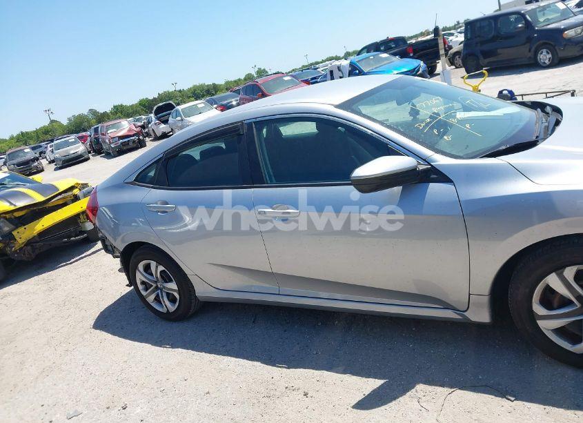 Photo 14 of 2018 Honda Civic LX (VIN 2HGFC2F51JH587288)
