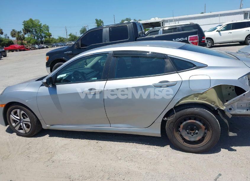 Photo 15 of 2018 Honda Civic LX (VIN 2HGFC2F51JH587288)