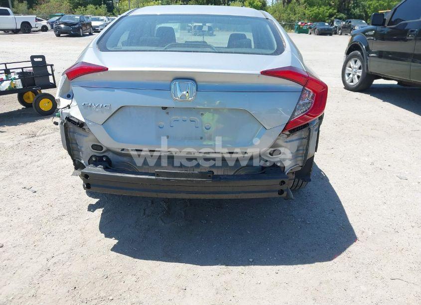 Photo 17 of 2018 Honda Civic LX (VIN 2HGFC2F51JH587288)