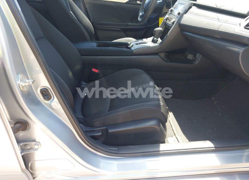 Photo 5 of 2018 Honda Civic LX (VIN 2HGFC2F51JH587288)