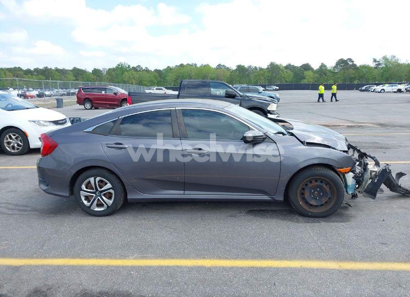 Photo 13 of 2016 Honda Civic LX (VIN 2HGFC2F52GH509952)