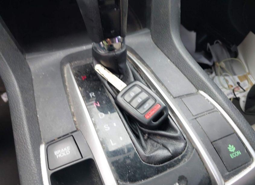 Photo 11 of 2016 Honda Civic LX (VIN 2HGFC2F52GH523897)