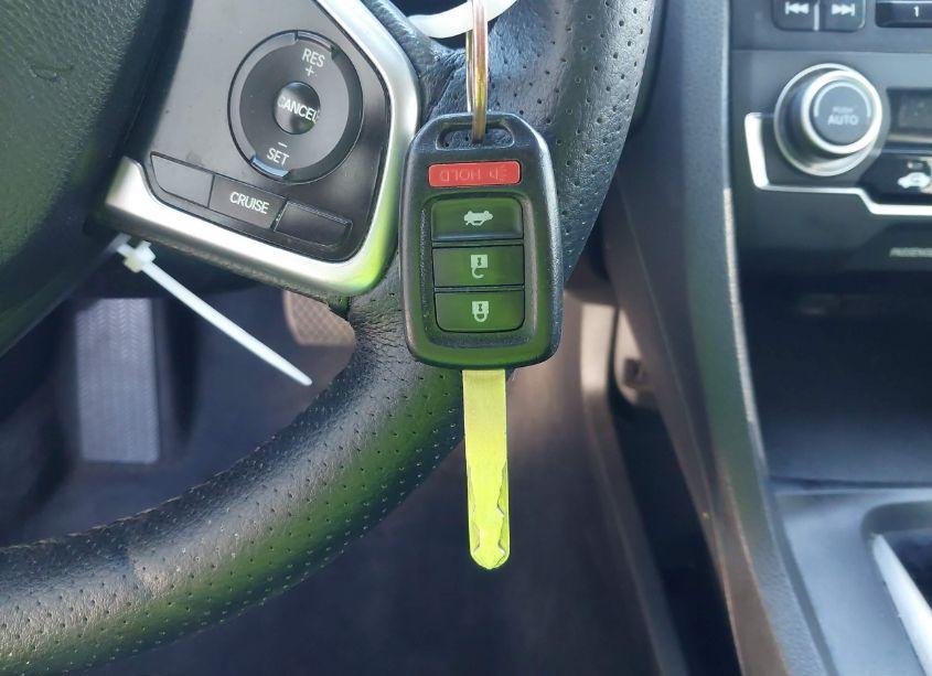 Photo 11 of 2016 Honda Civic LX (VIN 2HGFC2F52GH526377)
