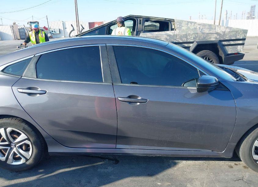Photo 13 of 2016 Honda Civic LX (VIN 2HGFC2F52GH526377)