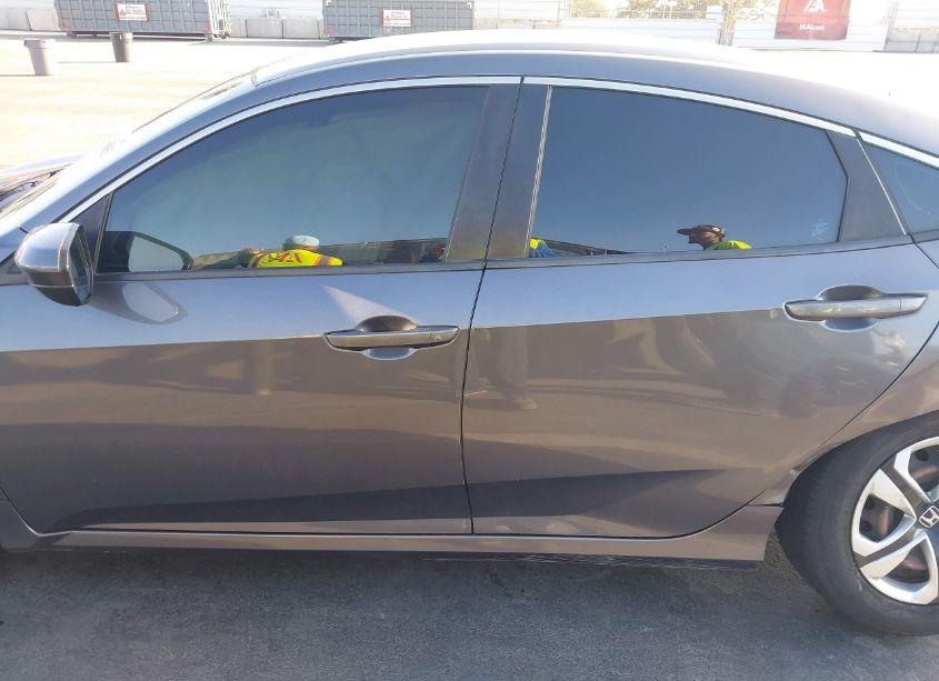 Photo 14 of 2016 Honda Civic LX (VIN 2HGFC2F52GH526377)