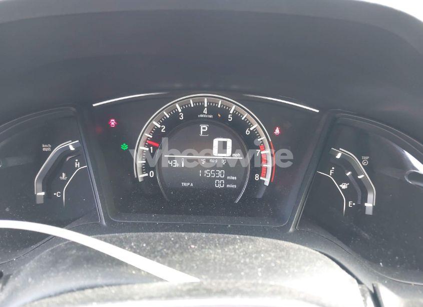 Photo 7 of 2016 Honda Civic LX (VIN 2HGFC2F52GH555801)
